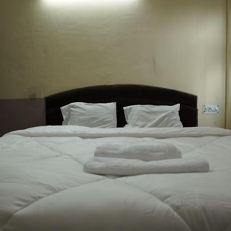 Hotel Mohan By Wb Inn آغْرا المظهر الخارجي الصورة