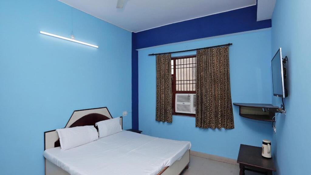 Hotel Mohan By Wb Inn آغْرا المظهر الخارجي الصورة
